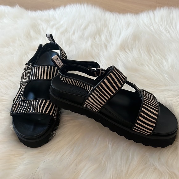 Schutz sandals. Horse hair? Striped size 6. Very cute but not on me - Picture 2 of 3